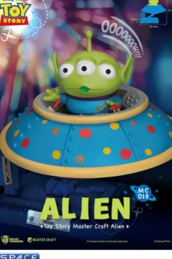 Alien Master Craft Statue