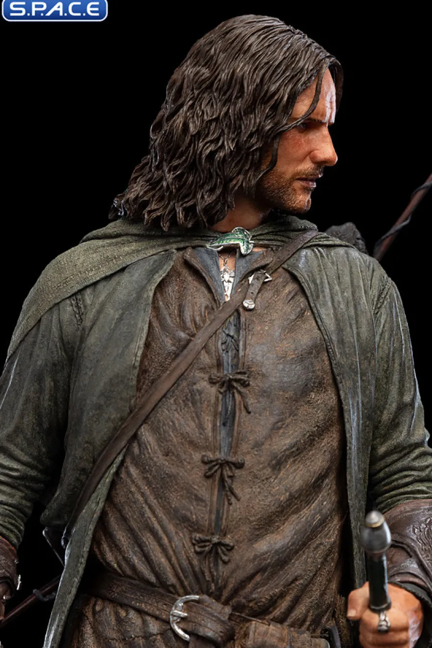 Aragorn »Hunter of the Plains« Statue