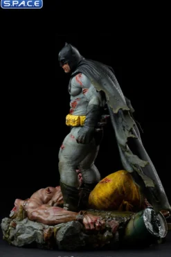 Batman Diorama by Ivan Reis