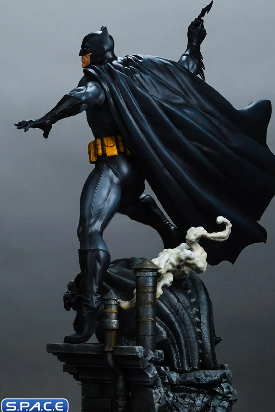 Batman Maquette - Black and Gray Edition