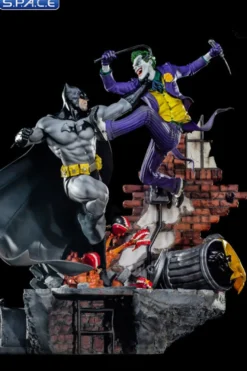 Batman vs. Joker Battle Diorama
