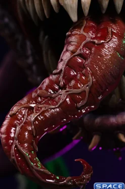 Beholder Icons Statue