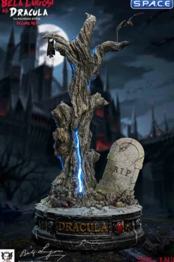 Bela Lugosi as Count Dracula Mixed Media Statue Deluxe Version