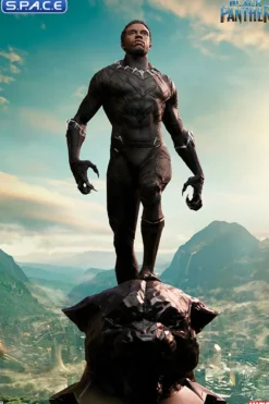 Black Panther Premium Format Figure