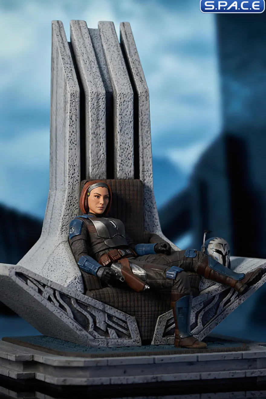 Bo-Katan Kryze on Throne Premier Collection Statue