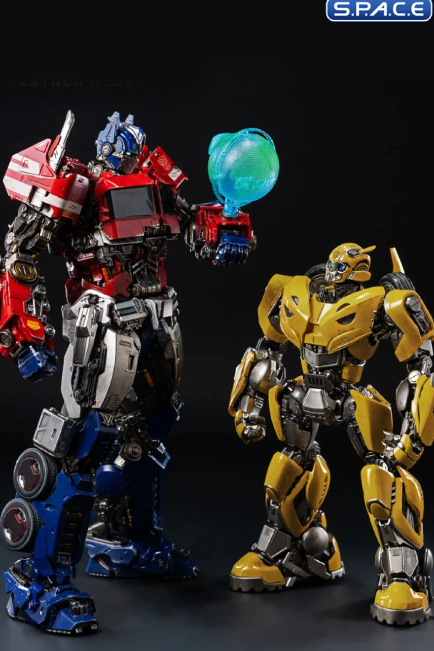 Bumblebee - Cybertron Mode DLX Scale Collectible Figure (Transformers: Bumblebee)