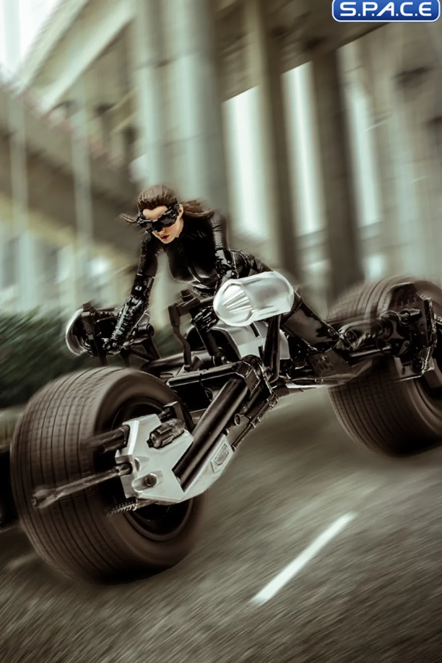Catwoman & Batpod from Batman: The Dark Knight Gold Label Collection
