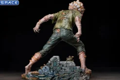 Clicker Statue