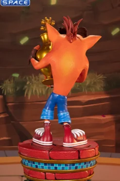 Crash »Winner« Statue