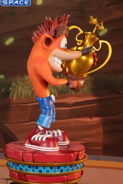 Crash »Winner« Statue