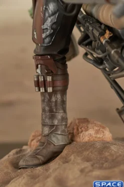 Din Djarin & Grogu on Speeder Bike Premier Collection Statue