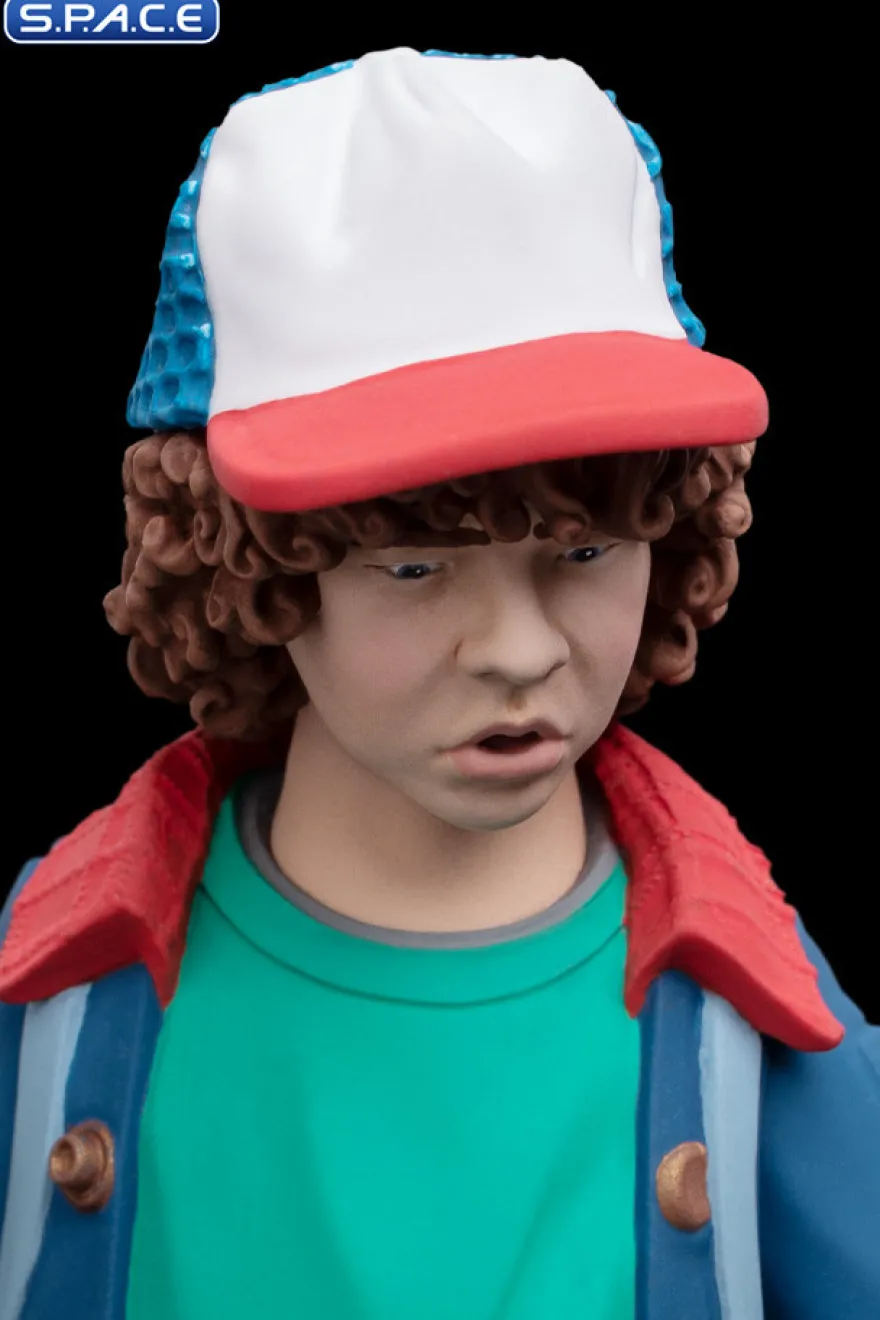 Dustin the Pathfinder Mini Epics Vinyl Figure