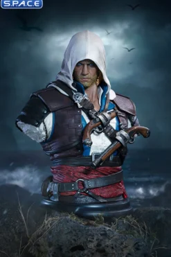 Edward Kenway Bust