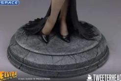 Elvira Maquette