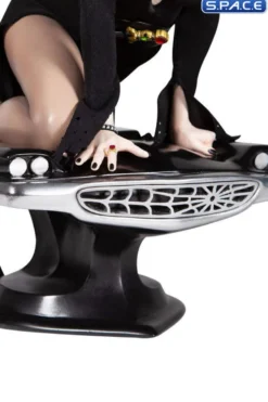 Elvira Masterpiece Statue