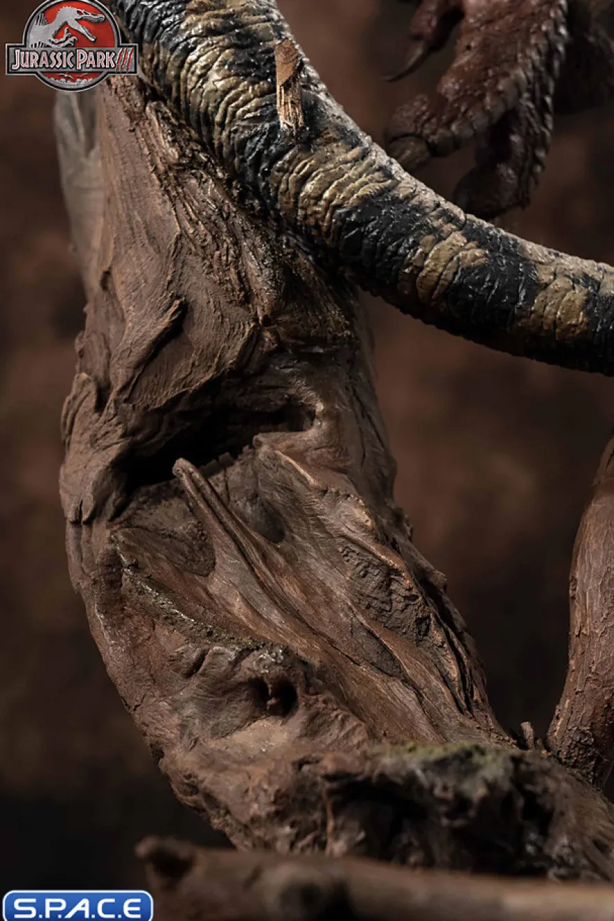 Female Velociraptor White Queen Maquette