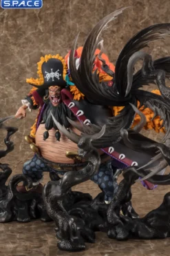 FiguartsZERO Super Fierce Battle Marshall D. Teach »Kurouzu«