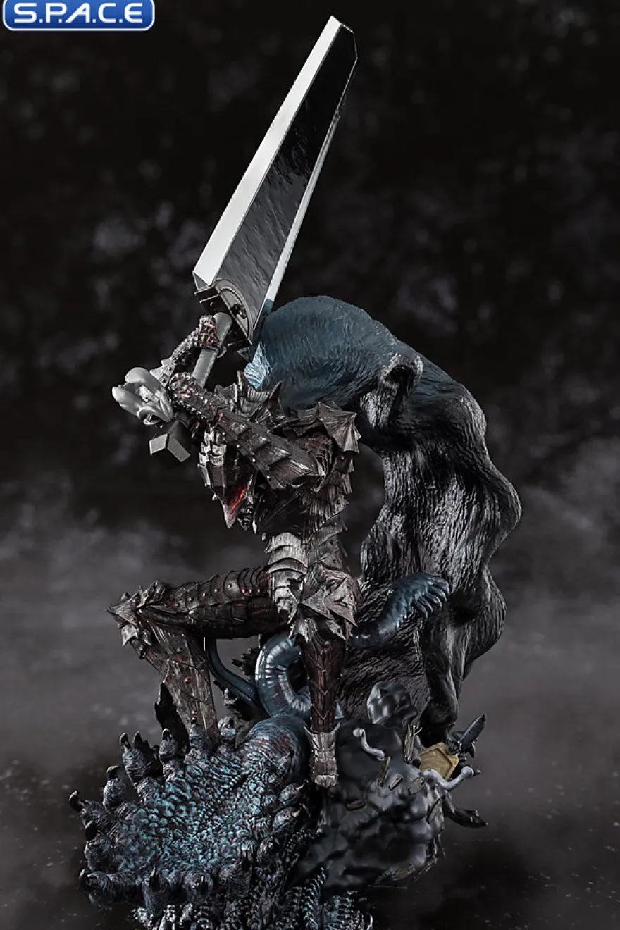 FiguartsZERO Touche Metallique Guts Berserker Armor PVC Statue