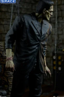 Frankenstein's Monster Premium Format Figure
