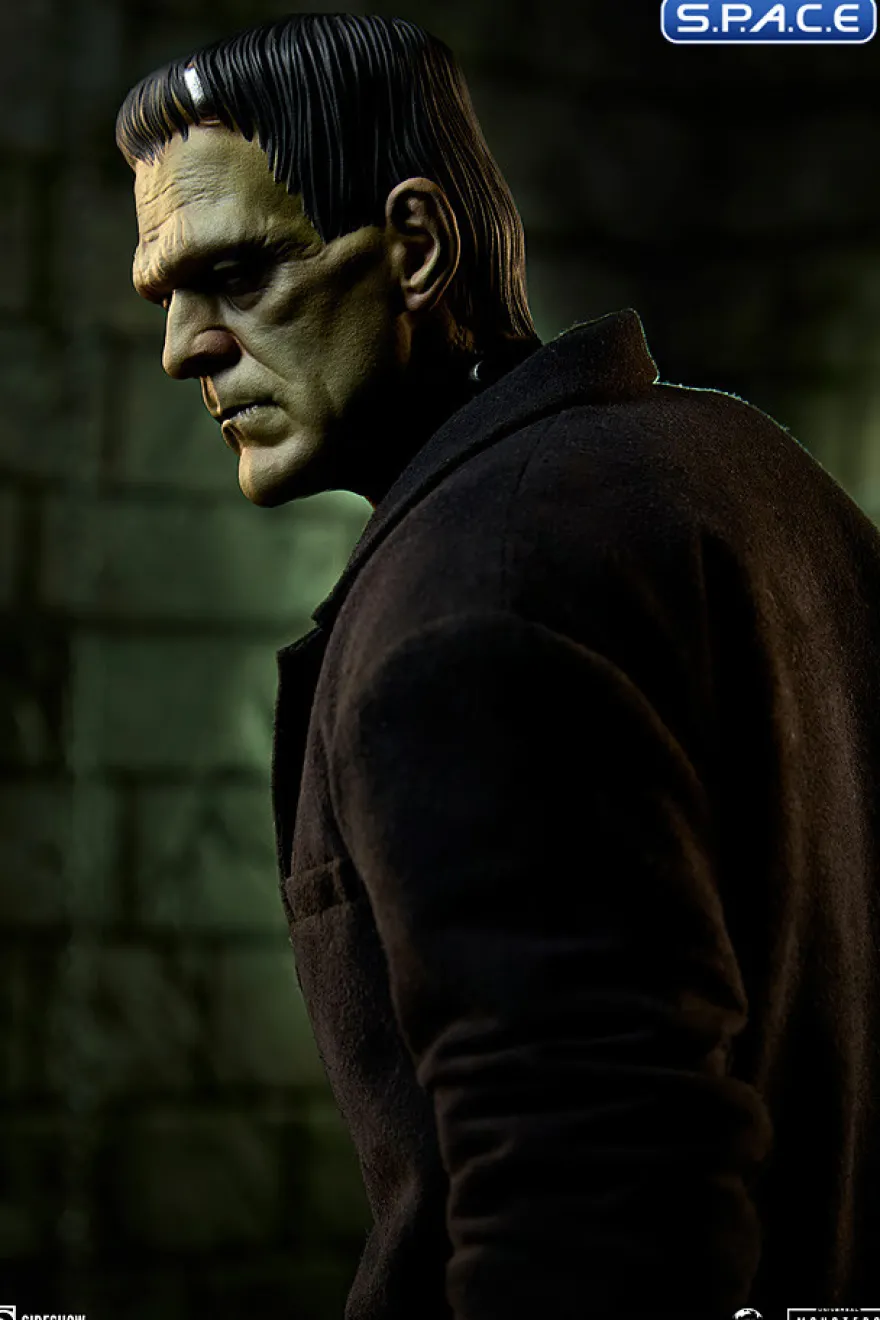 Frankenstein's Monster Premium Format Figure - Mixed Media Version