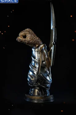1/1 Fugitive Predator Wristblades