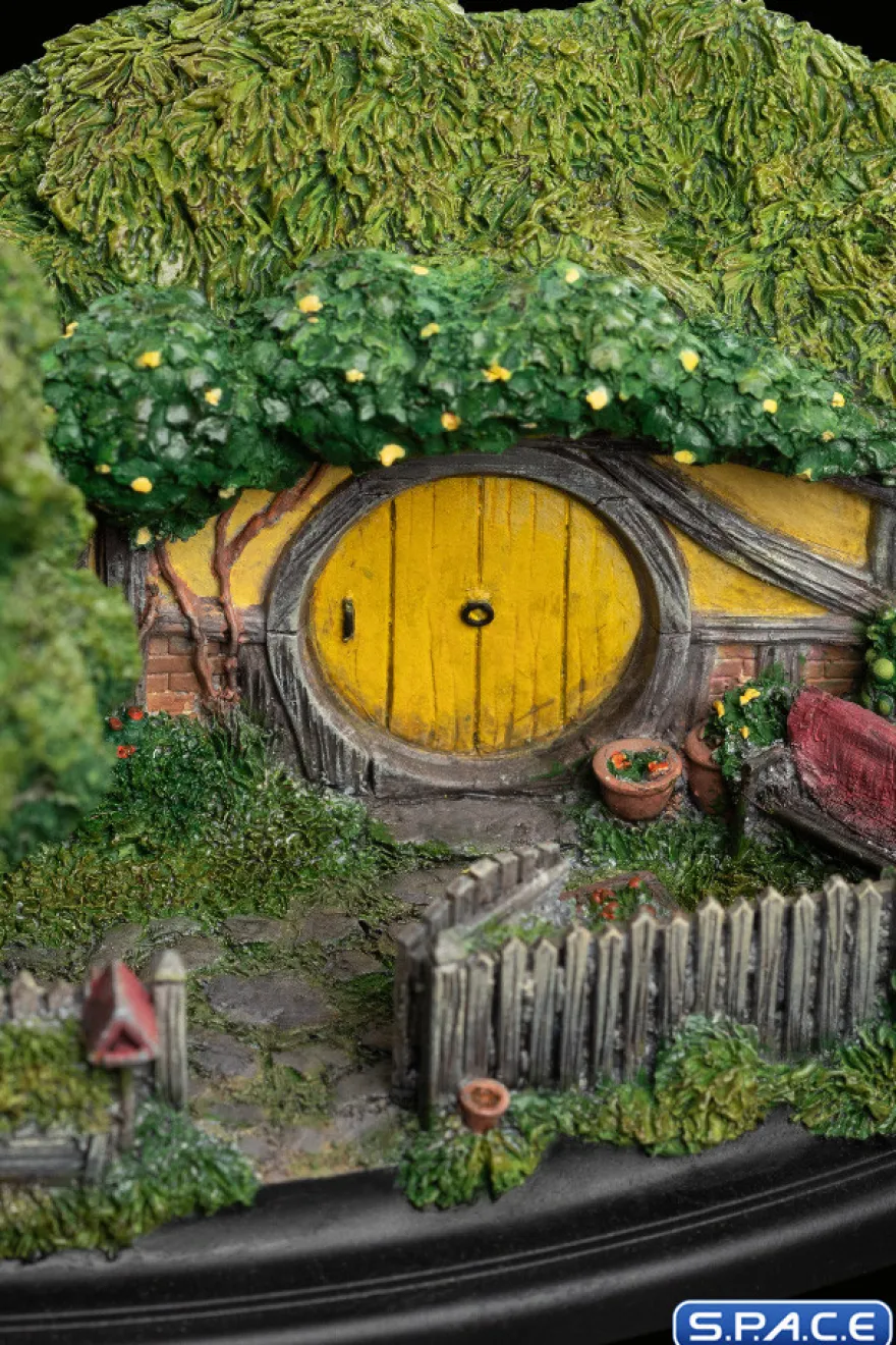 25 Gandalf's Cutting Hobbit Hole