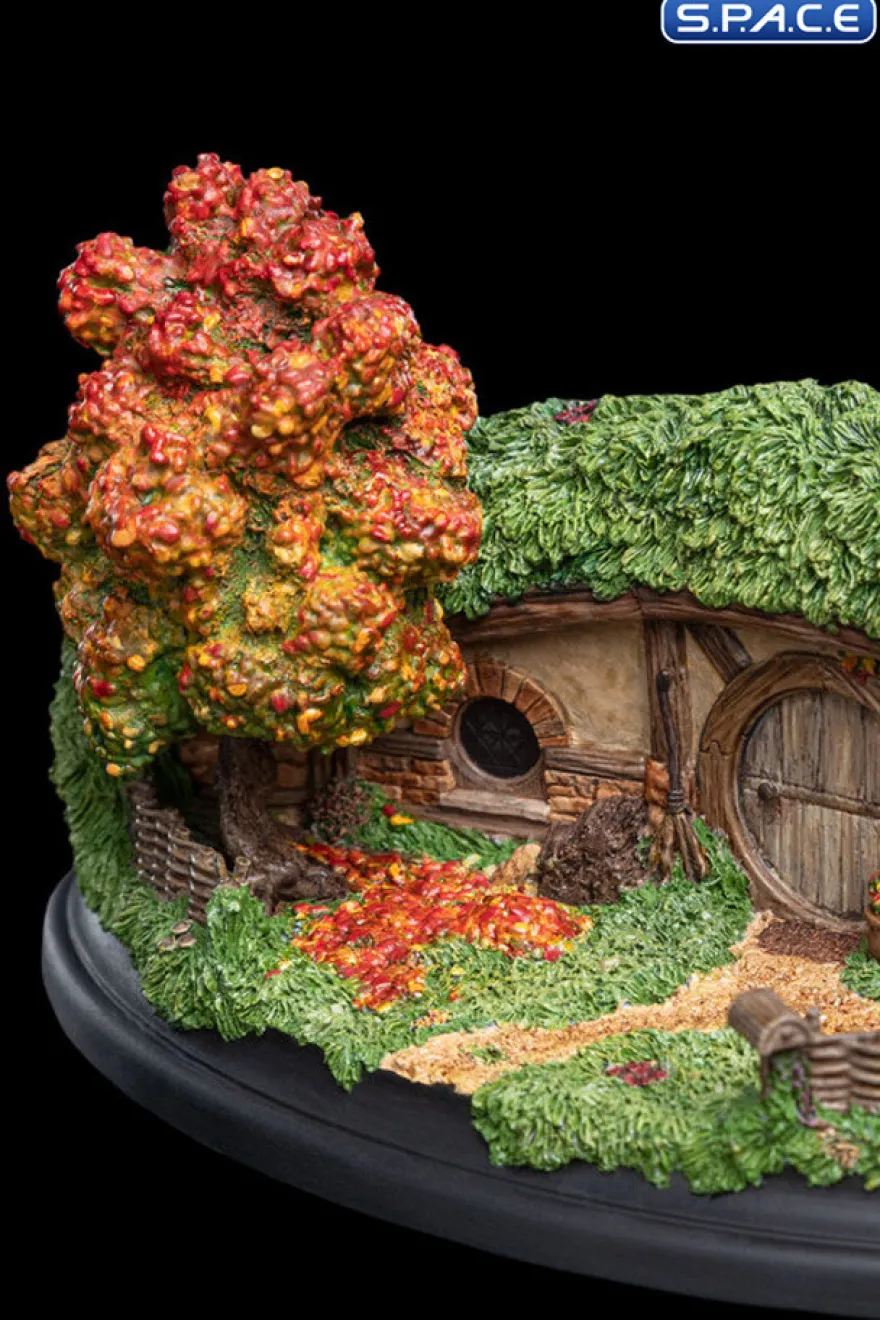 18 Gardens Smial Hobbit Hole
