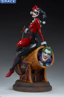 Harley Quinn and The Joker Diorama
