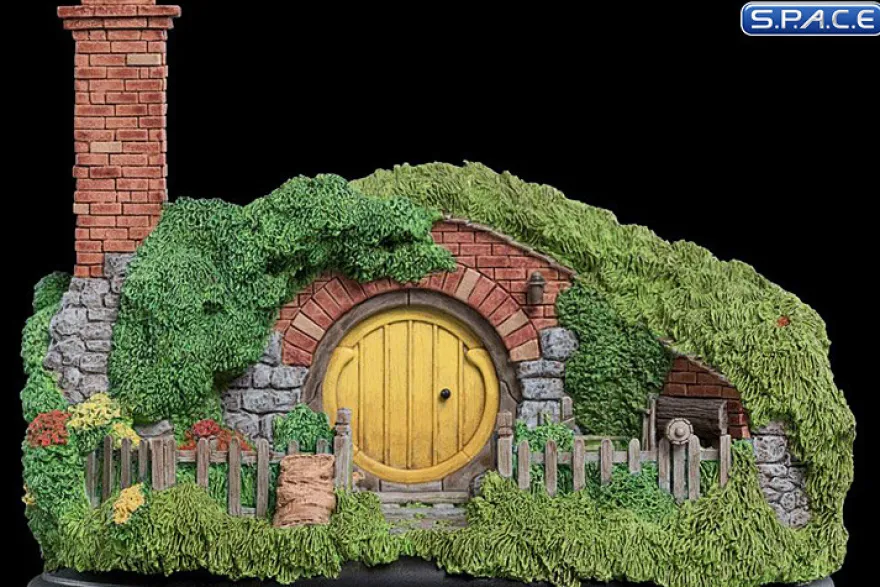 16 Hill Lane Hobbit Hole