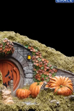 16 Hill Lane Hobbit Hole