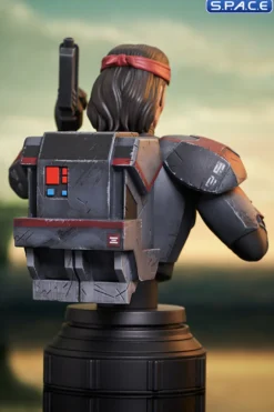 Hunter Bust