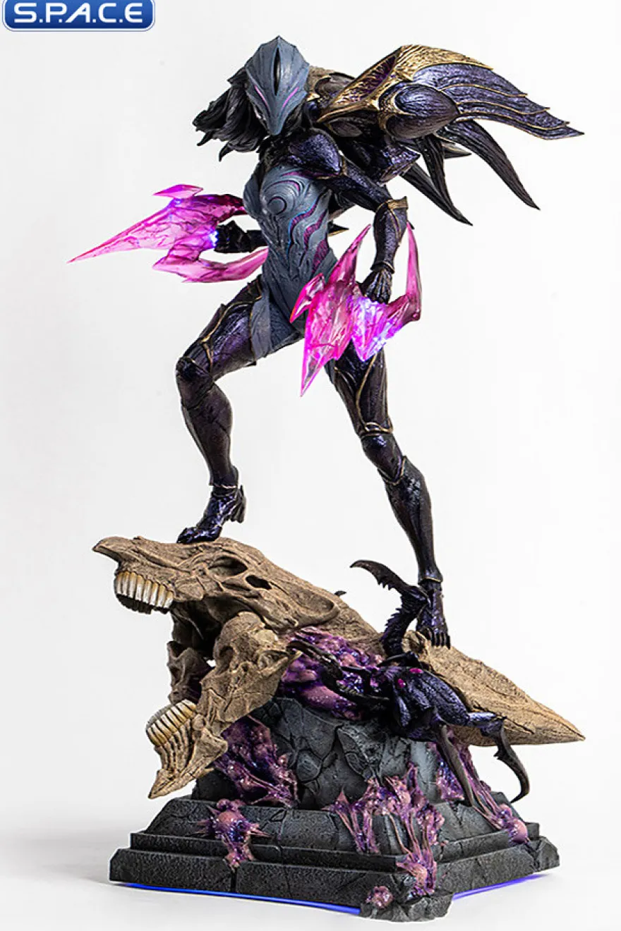 Kai'Sa Statue