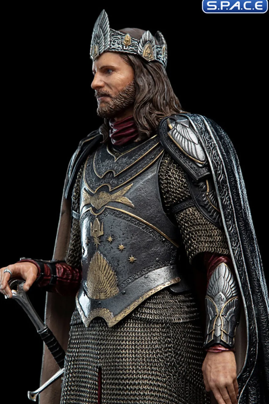 King Aragorn Statue