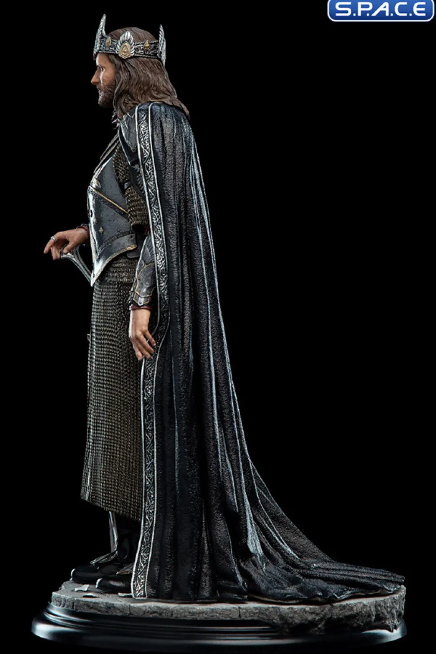 King Aragorn Statue