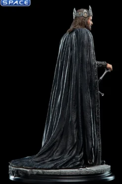 King Aragorn Statue