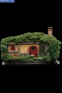 34 Lakeside Hobbit Hole
