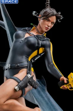 Lara Croft »Quest for Avalon« Statue
