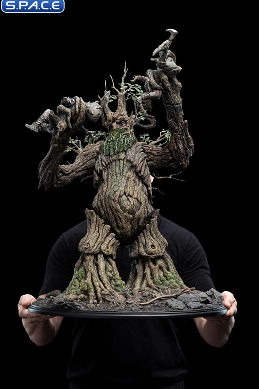 Leaflock the Ent Statue