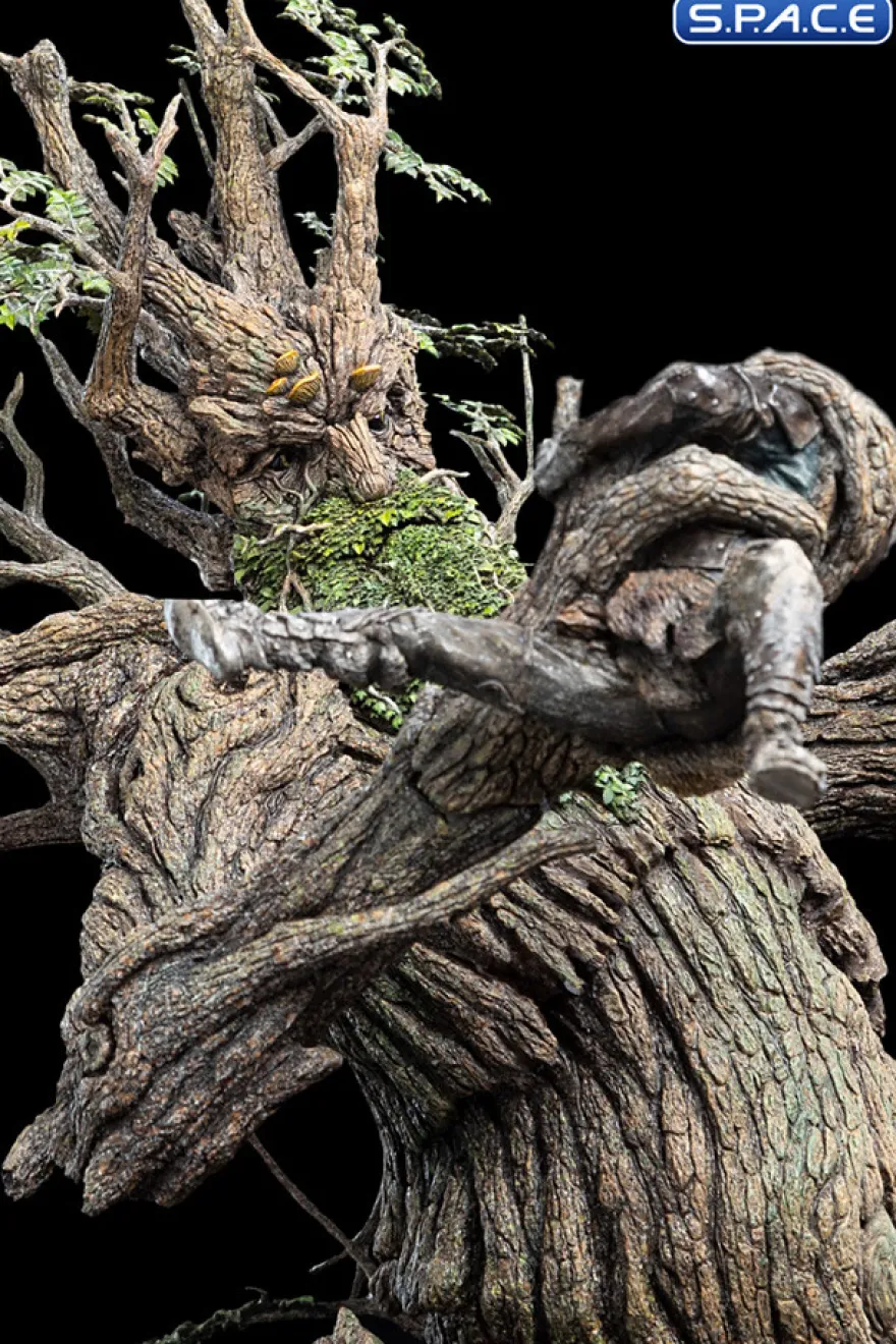 Leaflock the Ent Statue