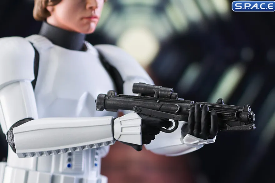 Luke Skywalker in Stormtrooper Disguise Milestones Statue