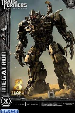 Megatron Museum Masterline Statue
