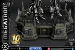 Megatron Museum Masterline Statue