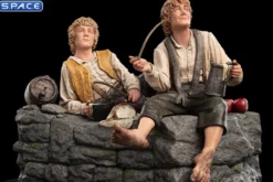 Merry and Pippin Mini-Statue