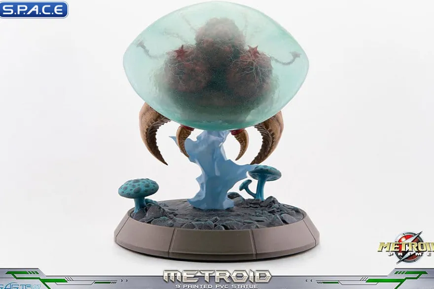 Metroid PVC Statue - Glow in the Dark Version