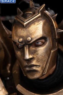 Neave Blacktalon the God-King's Assassin Statue