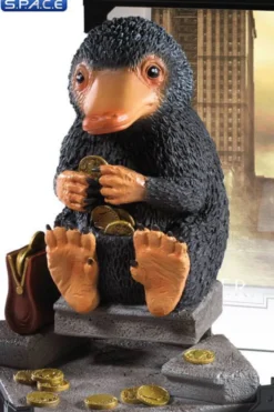 Niffler Magical Creatures Statue