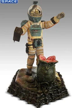Officer Kane Statue
