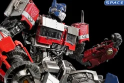 Optimus Prime DLX Collectible Figure