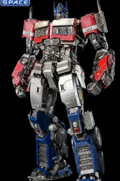 Optimus Prime DLX Collectible Figure