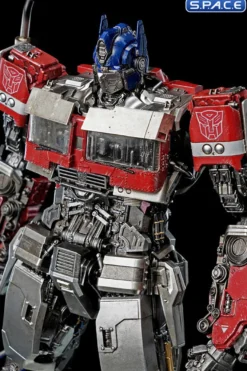 Optimus Prime DLX Collectible Figure